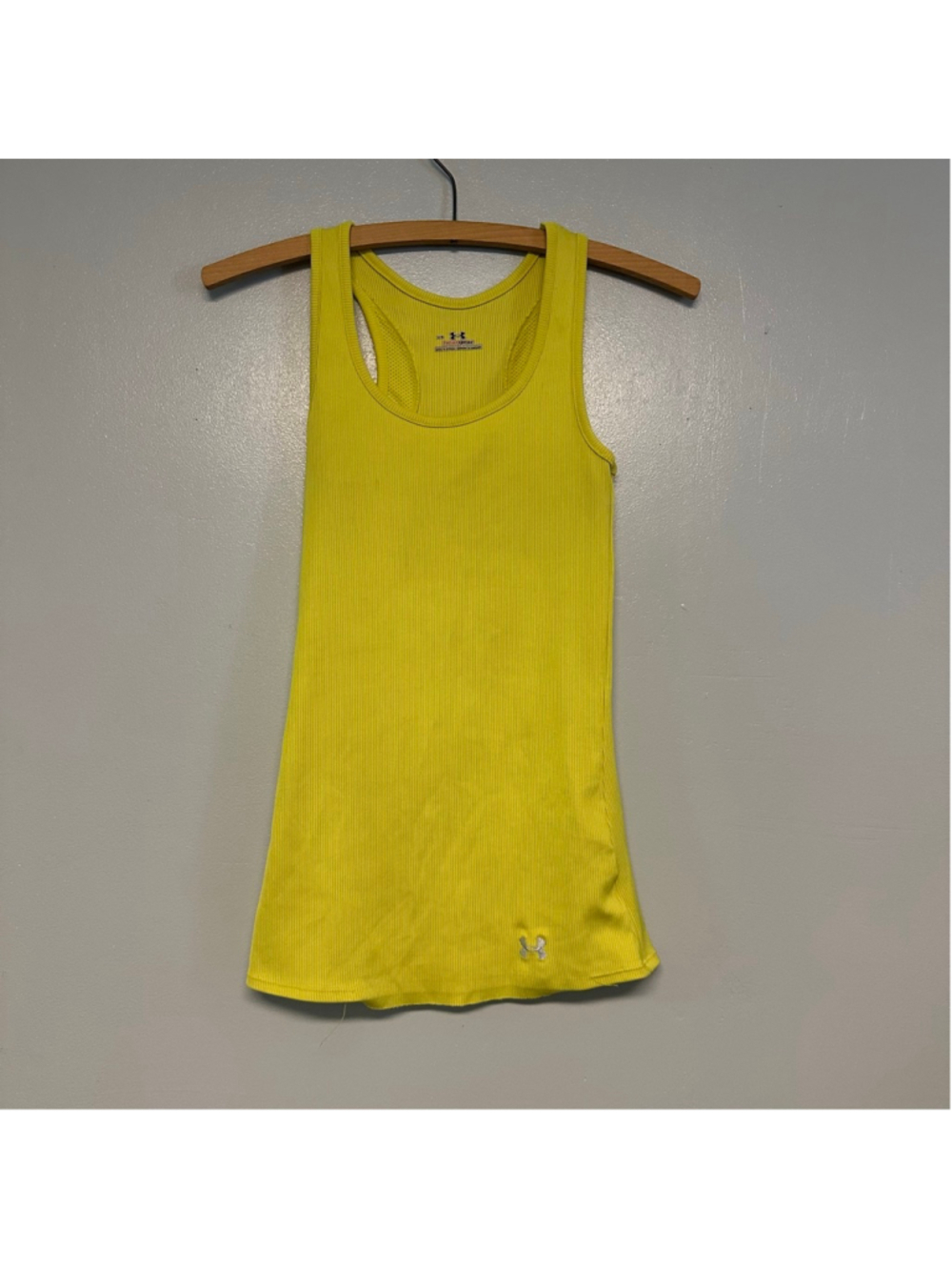 Under Armour HeatGear Tank Top women’s size XS neon Yellow